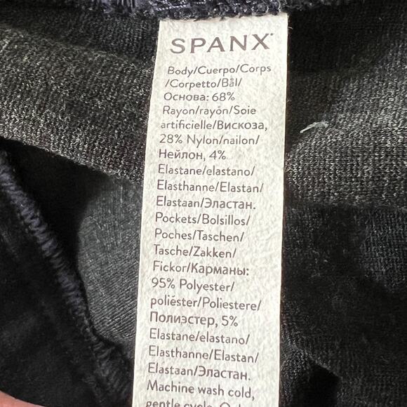 Spanx Womens Smoothing Perfect Wide Leg Pants Navy White Pin Stripe Size 1X - Picture 5 of 6